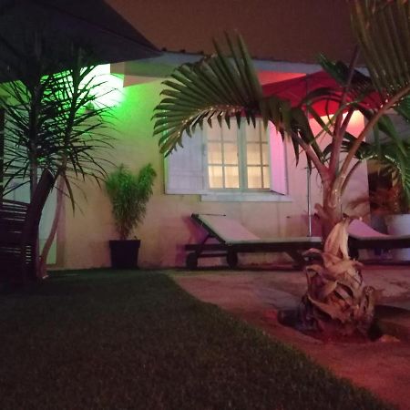 Fleur De Passion Apartment Saint-Andre Ngoại thất bức ảnh